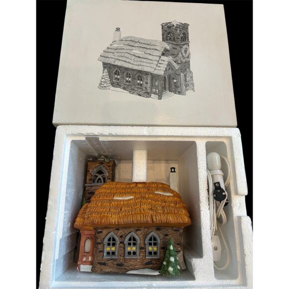 Dept. 56 Dickens Christmas Village IVY GLEN CHURCH 5927-7 Incl Light & Box Mint - Picture 1 of 7
